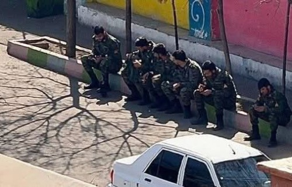 משמרות המהפכה הטרוריסטים של המשטר האיראני הפכו בתי ספר ובתי חולים בכורדיסטן לבסיסים צבאיים