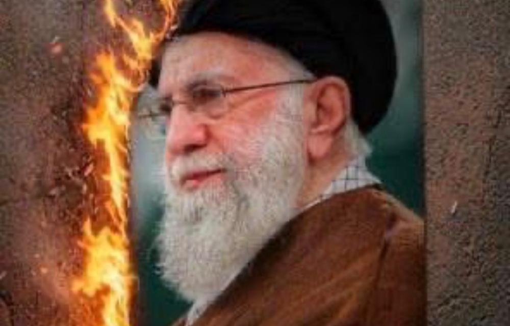 دەستەواژەی ساڵی نوێ 2026 کۆتایی دیکتاتۆری گوزارشت لە هیوا و ئاوات بۆ ڕزگاربوون لە دەسەڵاتە پاوانخوازەکان دەکات 